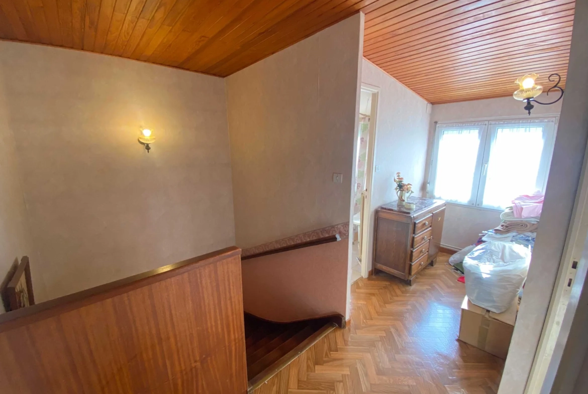 Maison semi-individuelle à Assevent avec jardin et garage, calme et lumineuse 