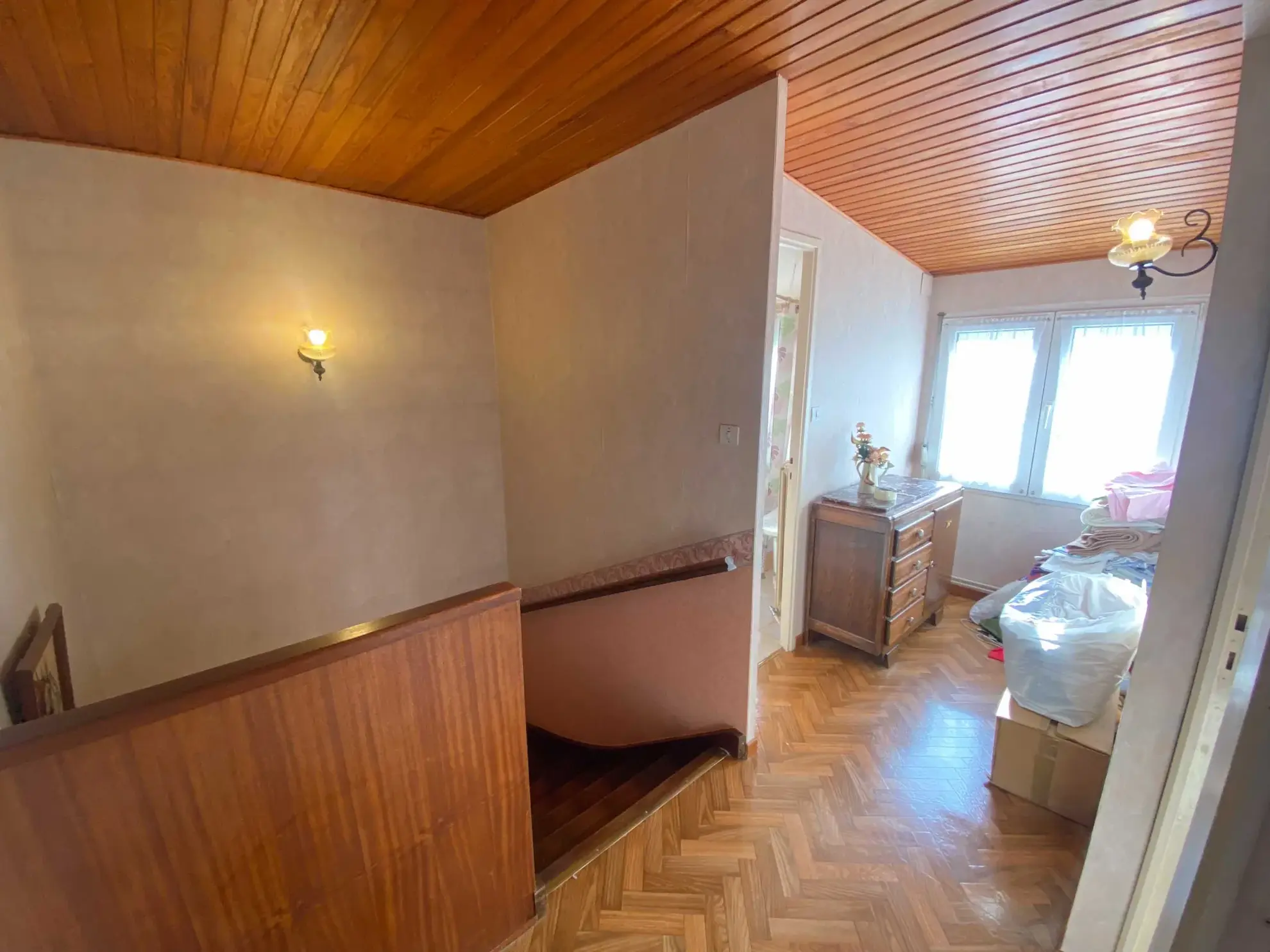 Maison semi-individuelle à Assevent avec jardin et garage, calme et lumineuse 
