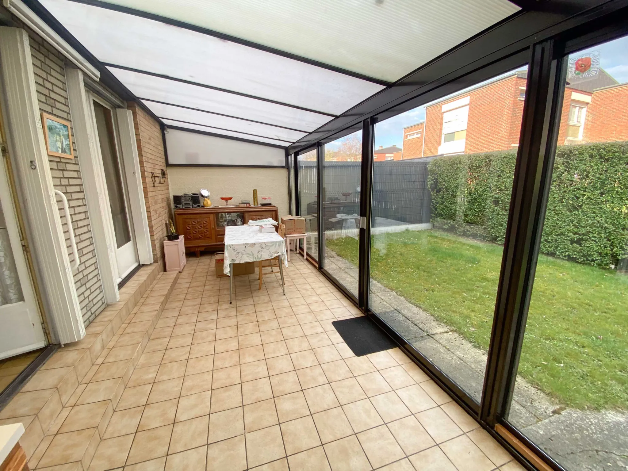 Maison semi-individuelle à Assevent avec jardin et garage, calme et lumineuse 