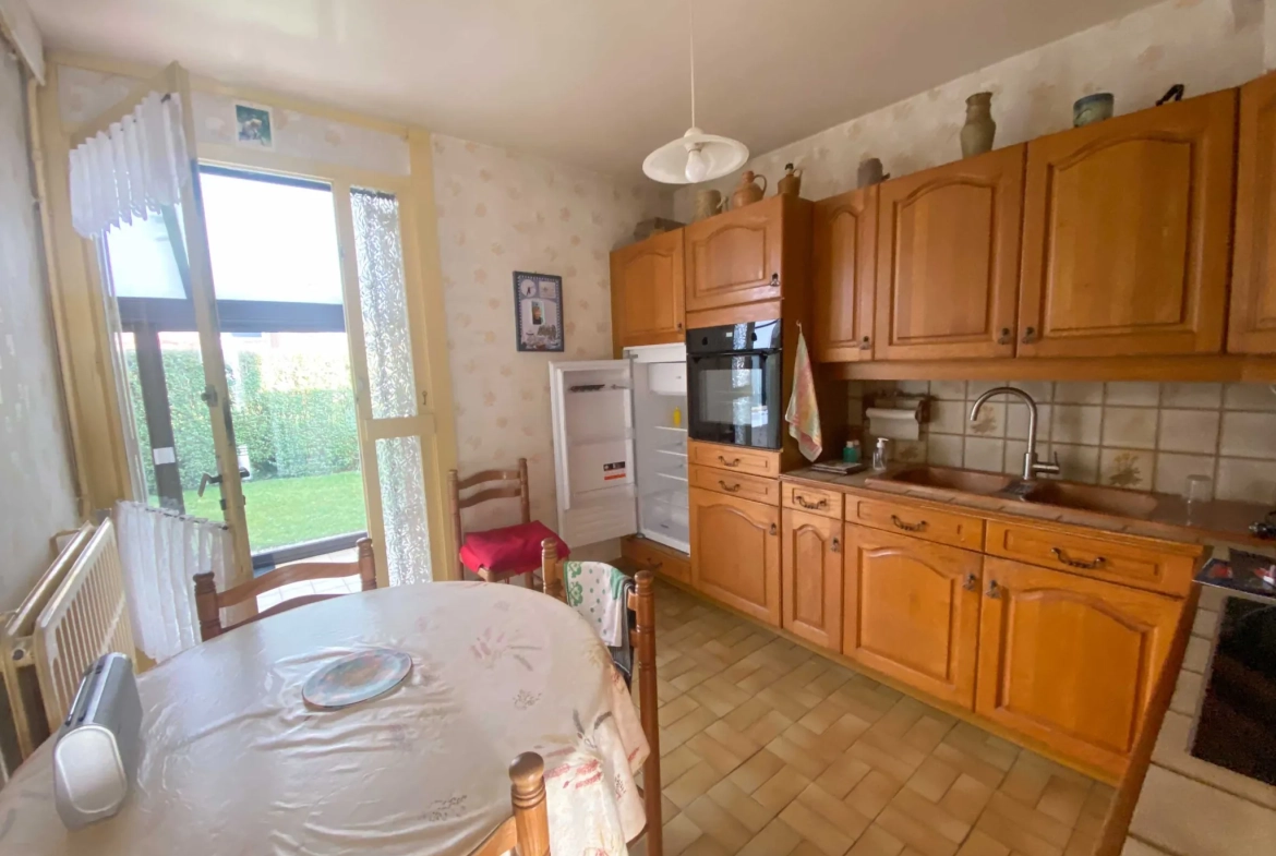 Maison semi-individuelle à Assevent avec jardin et garage, calme et lumineuse 