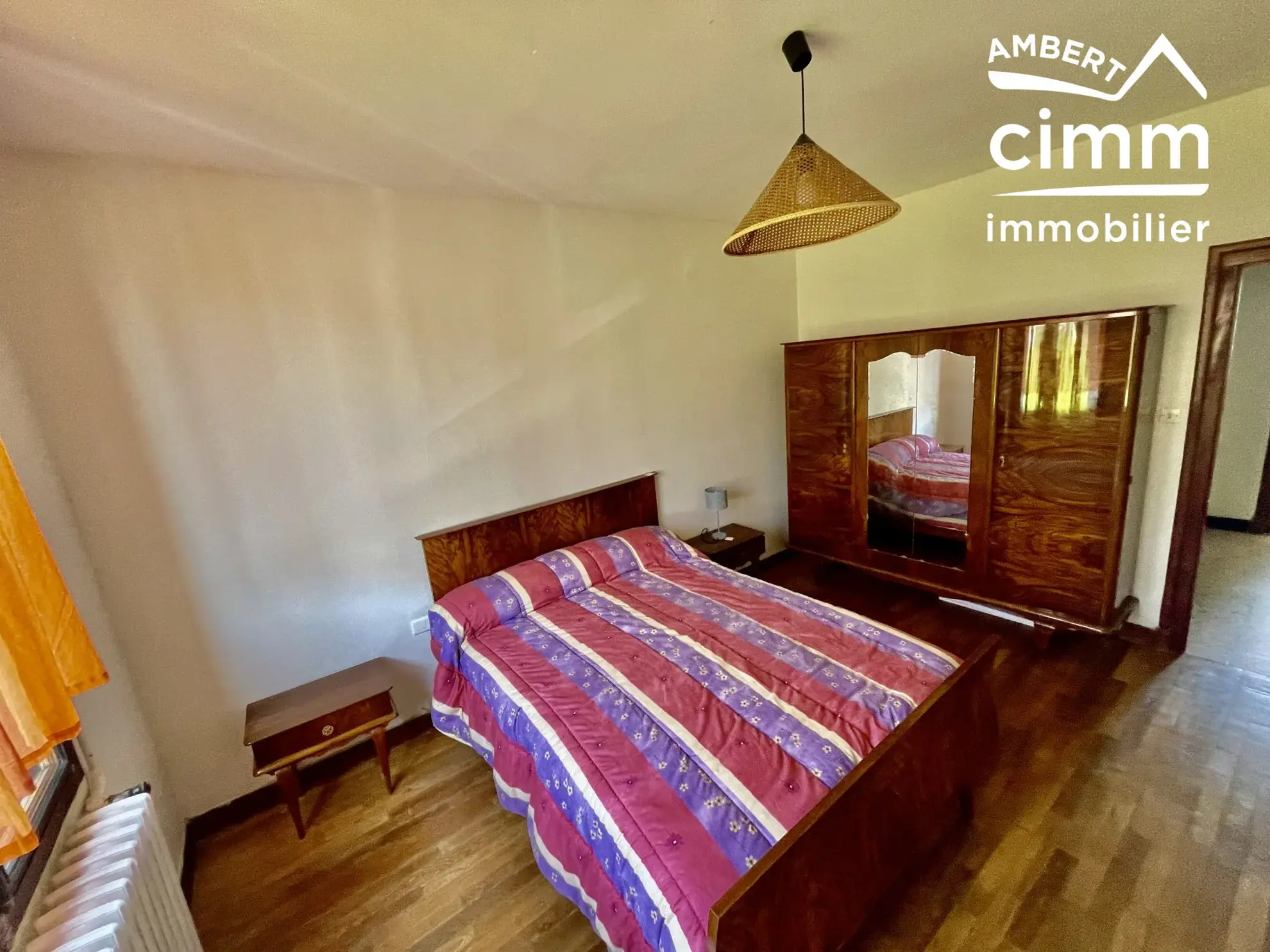 Appartement T3 à Ambert à rafraîchir, 2 chambres, prix attractif 48 000 € 