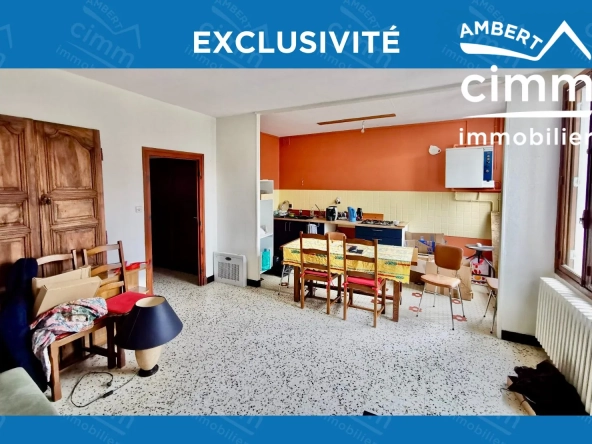 Appartement T3 à Ambert à rafraîchir, 2 chambres, prix attractif 48 000 €