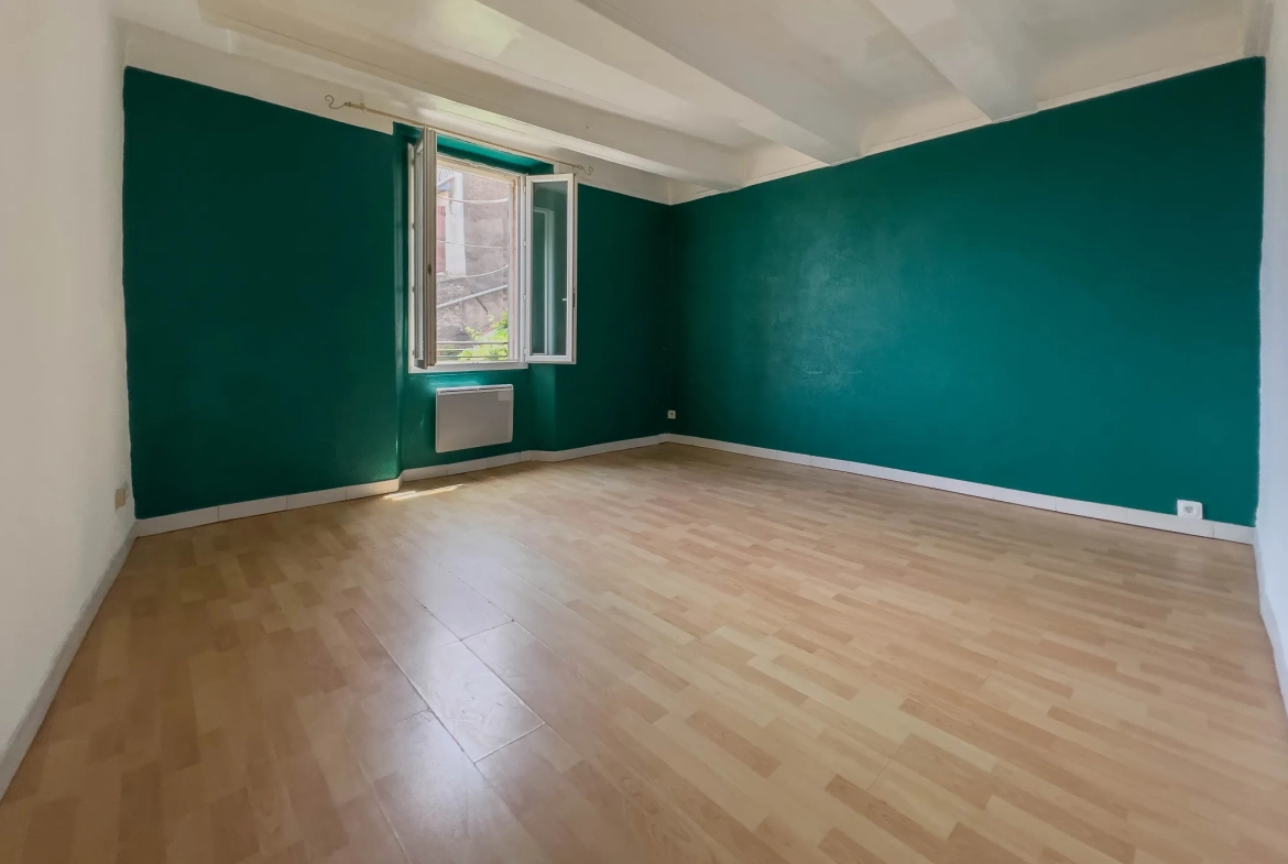 Appartement lumineux à vendre à Cuers — Investissement rentable de 47 m² 