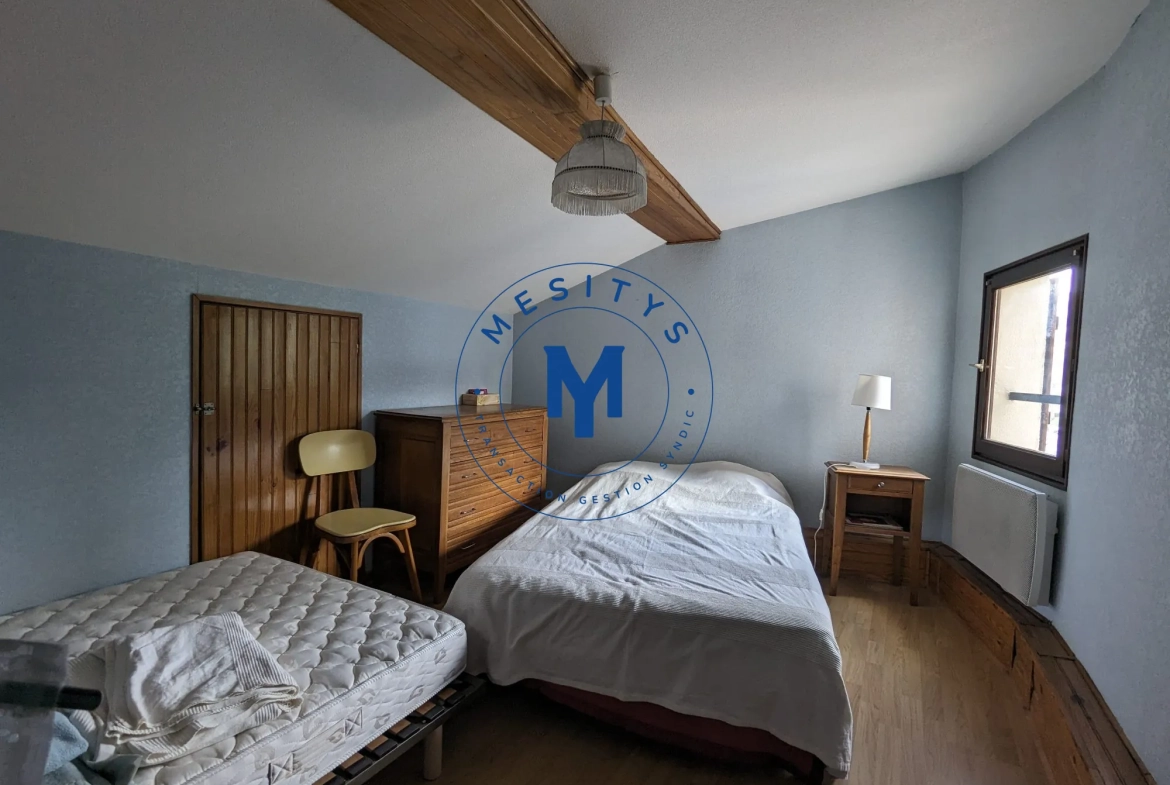 Charmante maison à Firminy avec terrasse et potentiel d'aménagement 