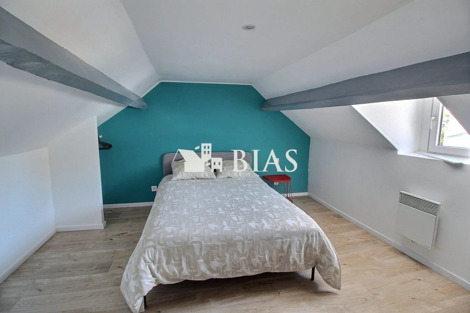 À vendre à Le Petit-Quevilly : Triplex meublé de 60 m² en parfait état pour investisseur 
