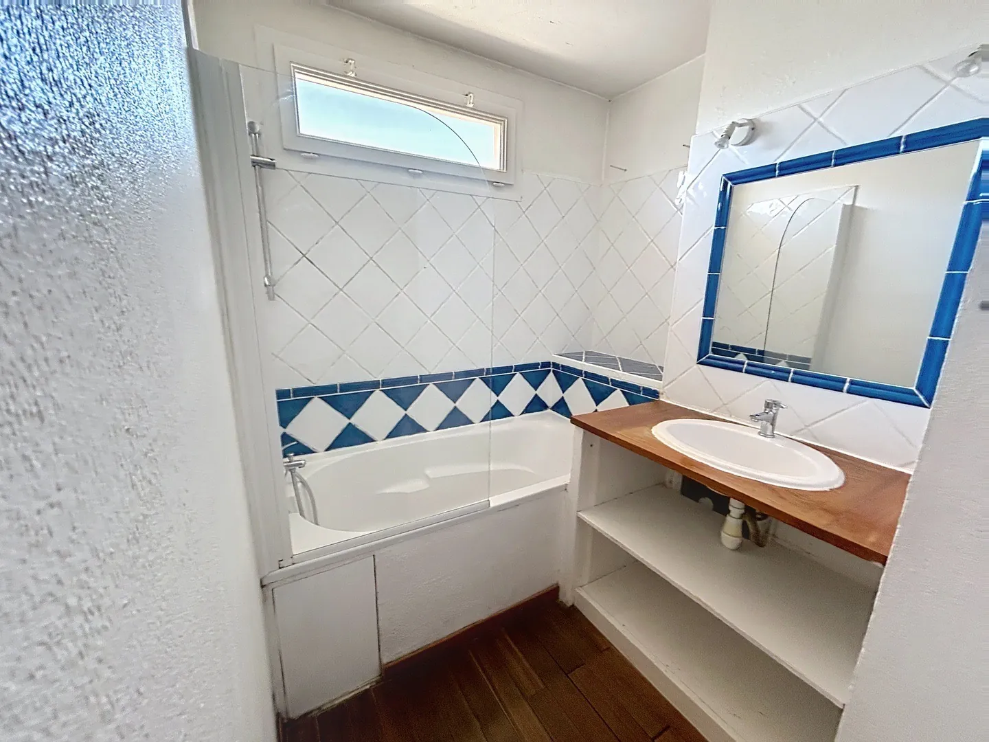 Appartement lumineux de 73m² avec balcon à Pertuis - Idéal premier achat ou investissement 