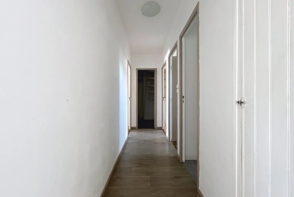 Appartement lumineux de 73m² avec balcon à Pertuis - Idéal premier achat ou investissement 