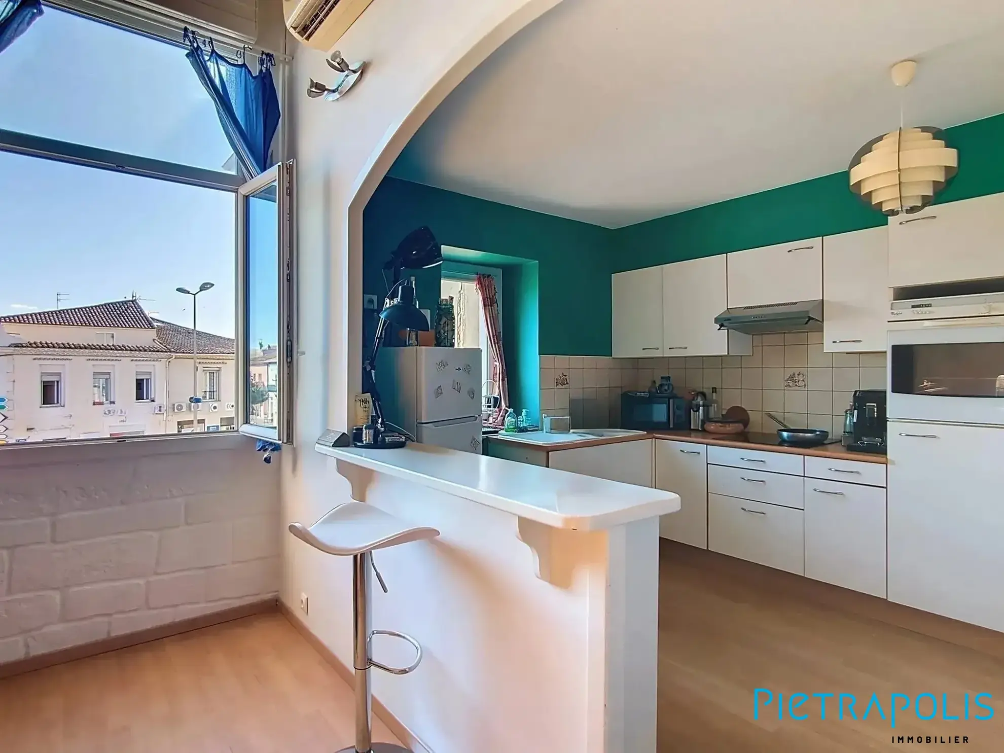 Appartement T2 Mezzanine rénové à Mèze - Investissement locatif sécurisé 