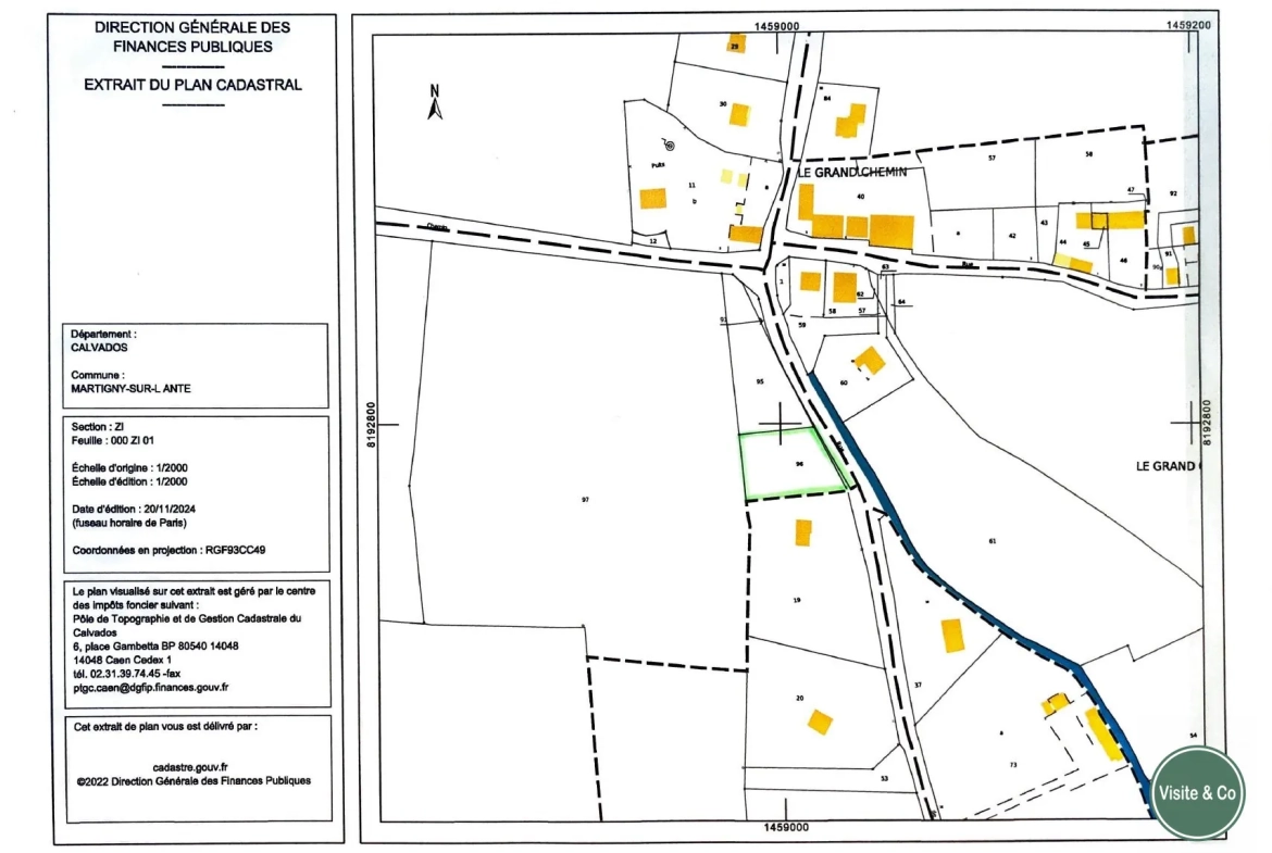 Terrain à bâtir de 1360 m² à Martigny-sur-l'Ante proche Falaise 