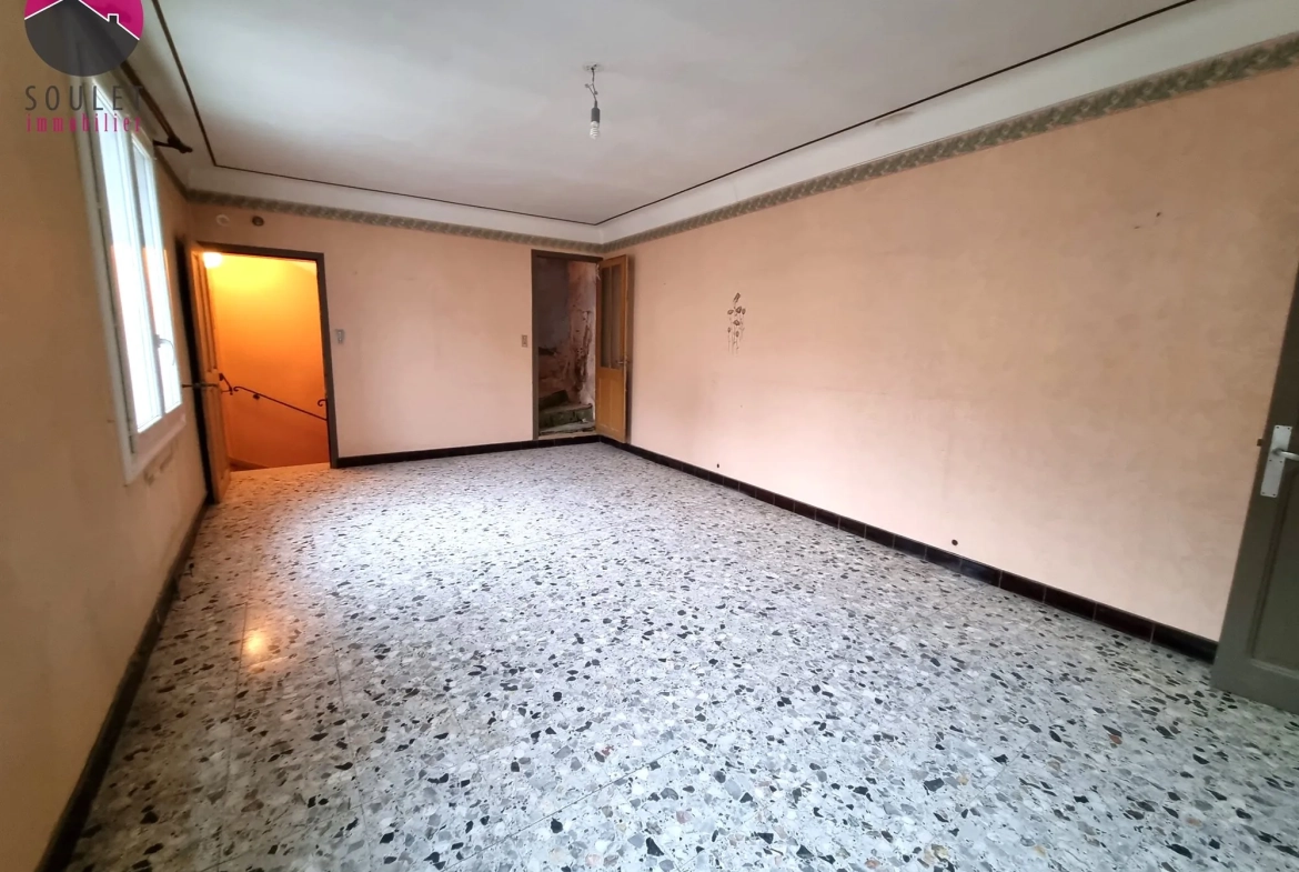 Maison de village à rénover de 90 m² à Mormoiron - Opportunité d'investissement 