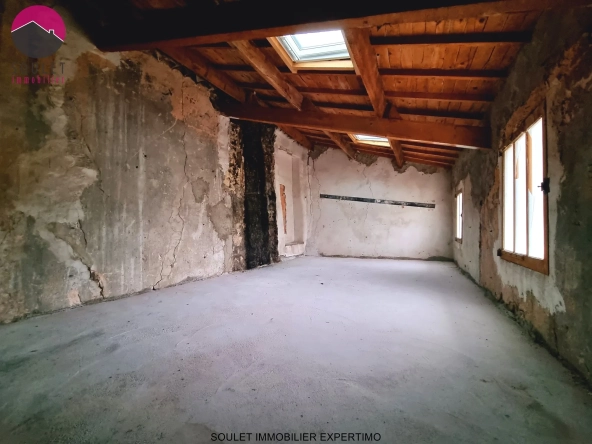 Maison de village à rénover de 90 m² à Mormoiron - Opportunité d'investissement