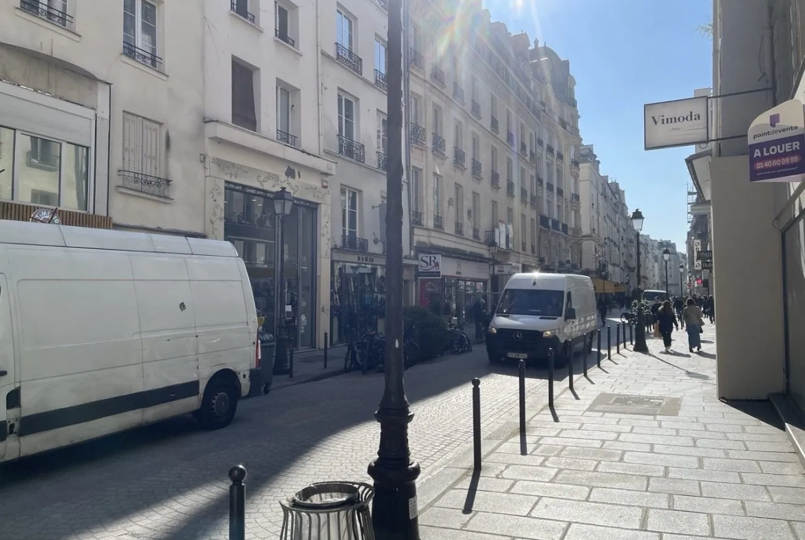 Fonds de commerce restauration à Paris 2ème avec extraction et clientèle diversifiée 
