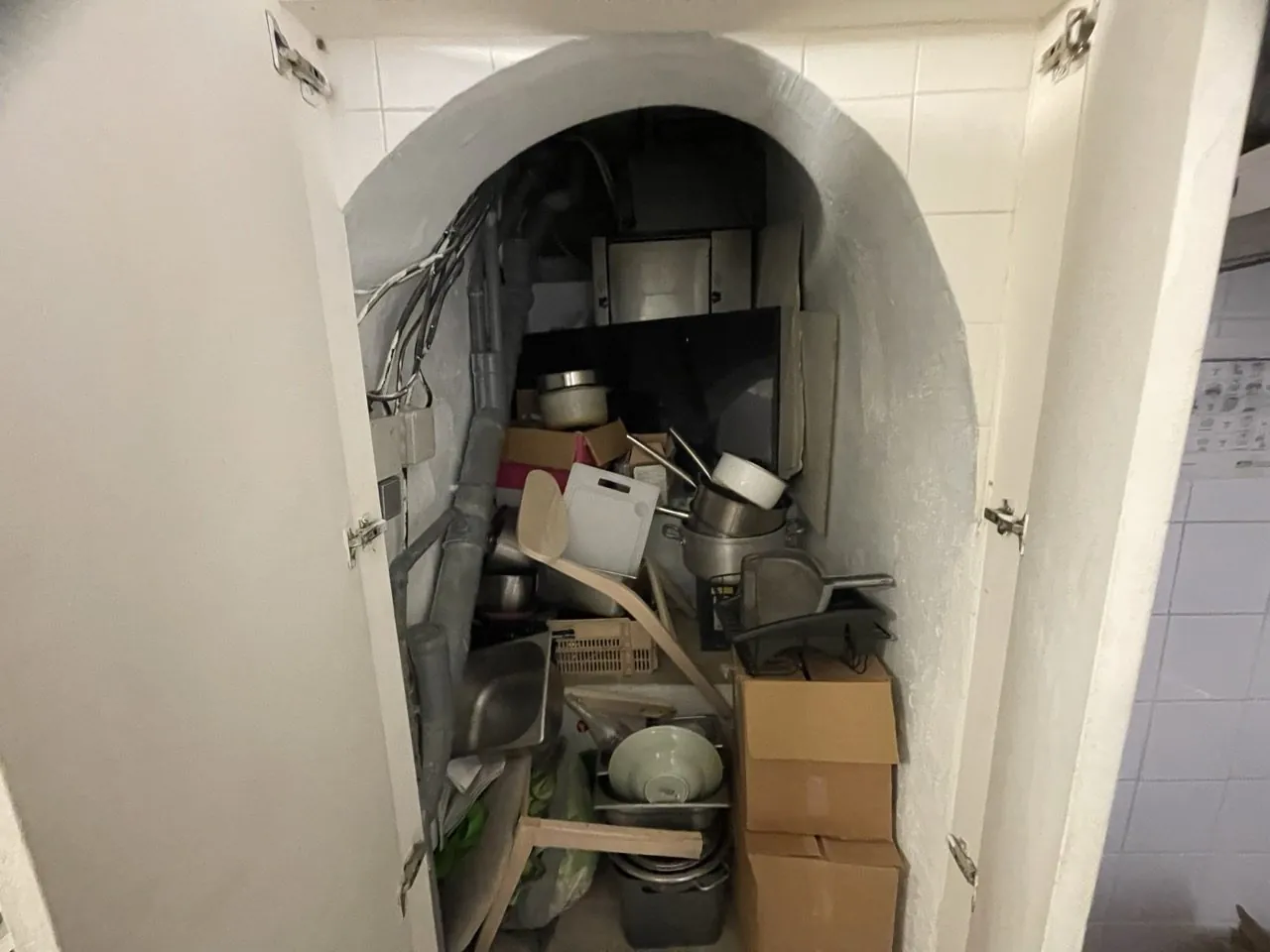 Fonds de commerce restauration à Paris 2ème avec extraction et clientèle diversifiée 