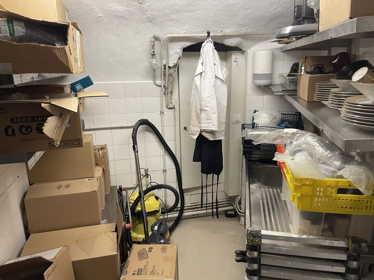 Fonds de commerce restauration à Paris 2ème avec extraction et clientèle diversifiée 