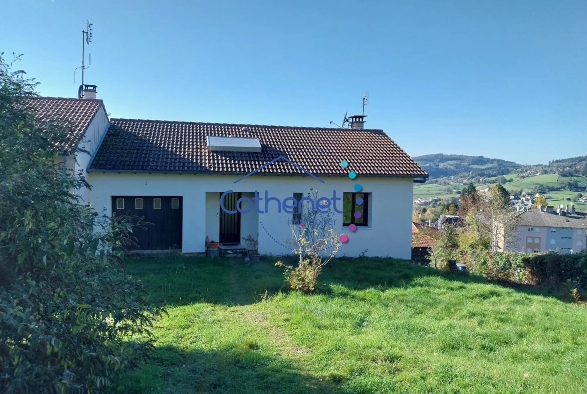 Belle maison écologique avec grande terrasse et vue à Cours en Beaujolais vert 