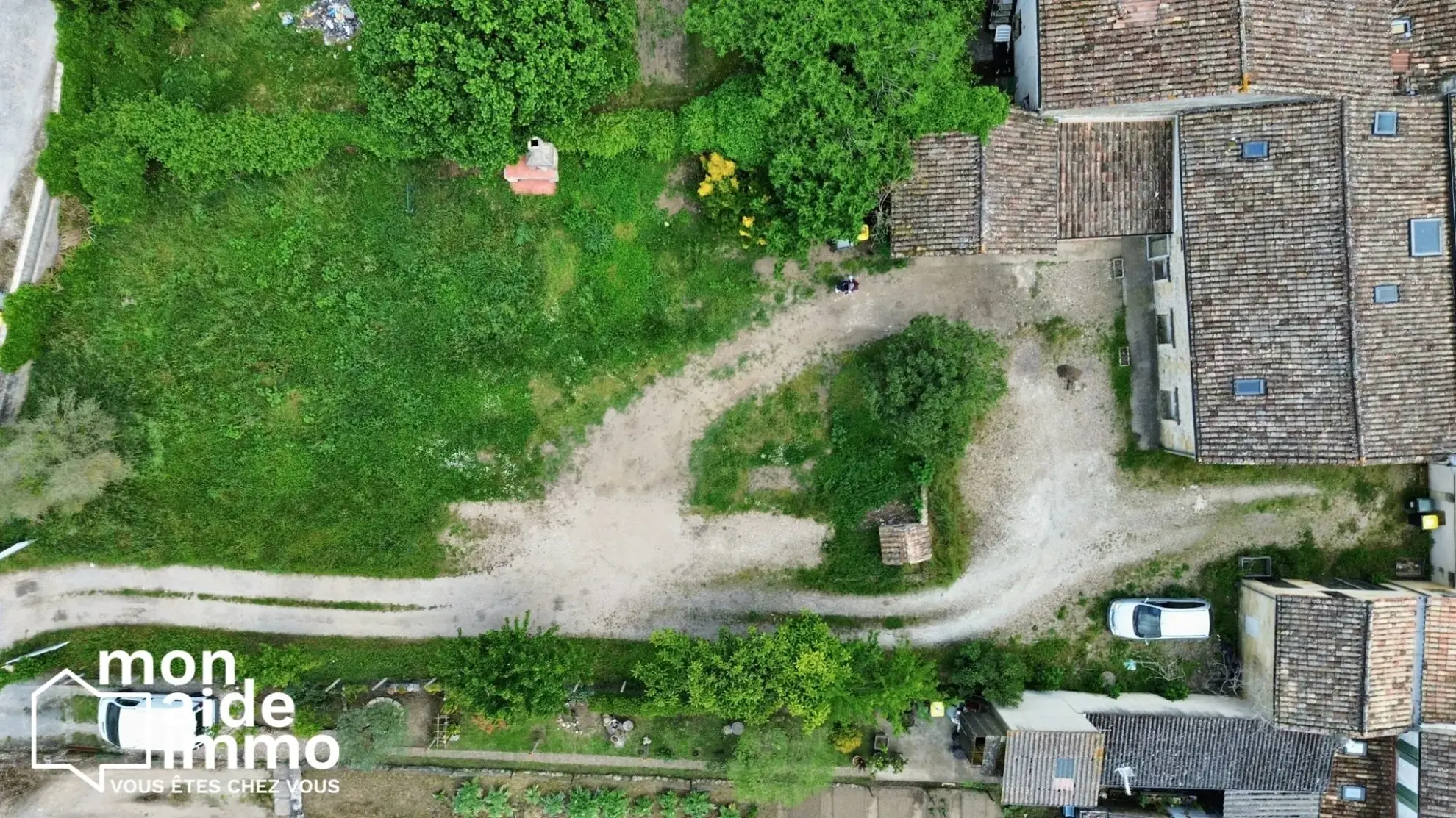 Belle propriété en pierre de 195 m² à Castillon-la-Bataille avec deux maisons en vente 