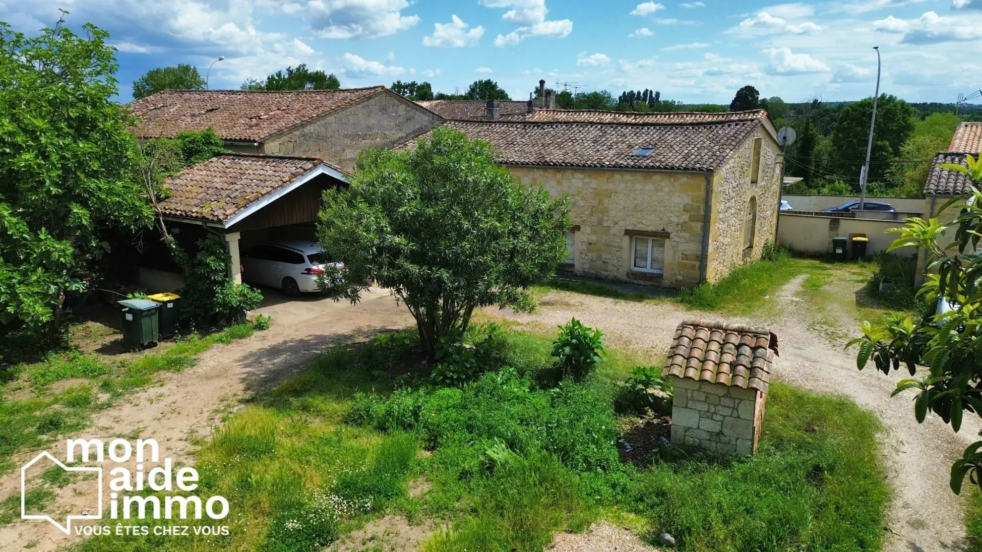 Belle propriété en pierre de 195 m² à Castillon-la-Bataille avec deux maisons en vente 