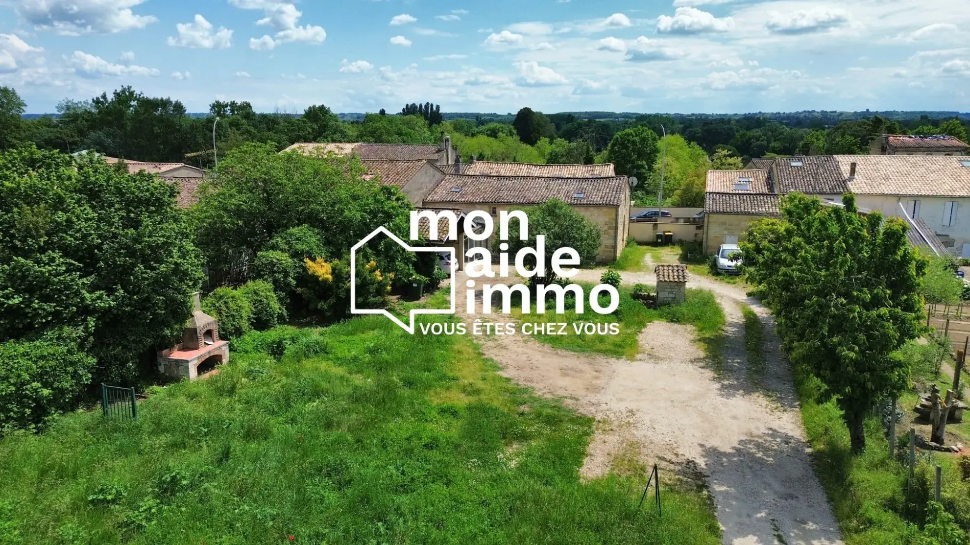Belle propriété en pierre de 195 m² à Castillon-la-Bataille avec deux maisons en vente 