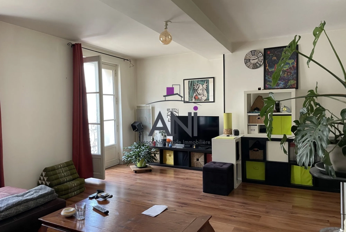 Appartement T3 au centre-ville de Dieppe avec Balcons - 69 m² 