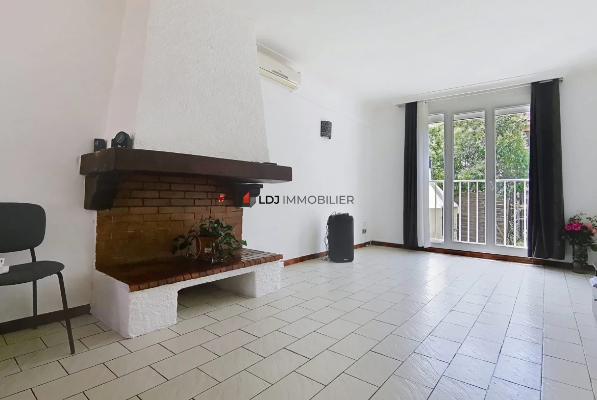 Maison 3 chambres avec garage à Perpignan dans secteur calme 