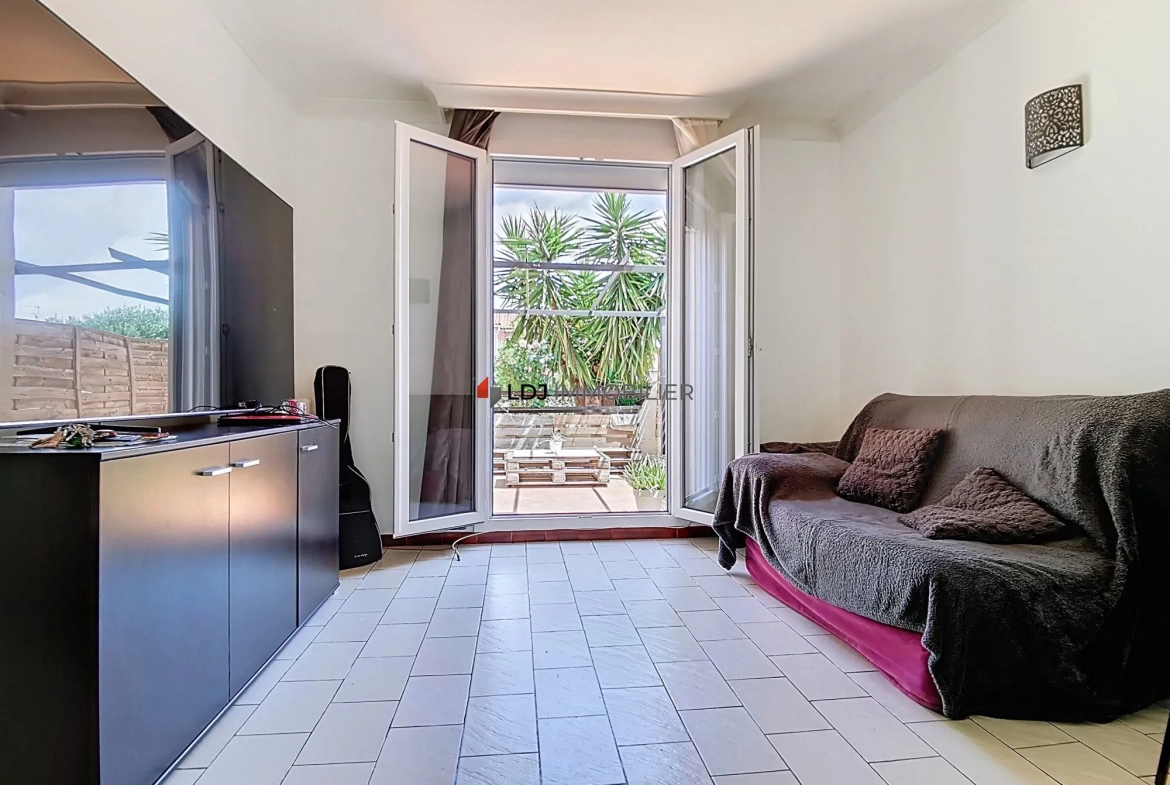 Maison 3 chambres avec garage à Perpignan dans secteur calme 