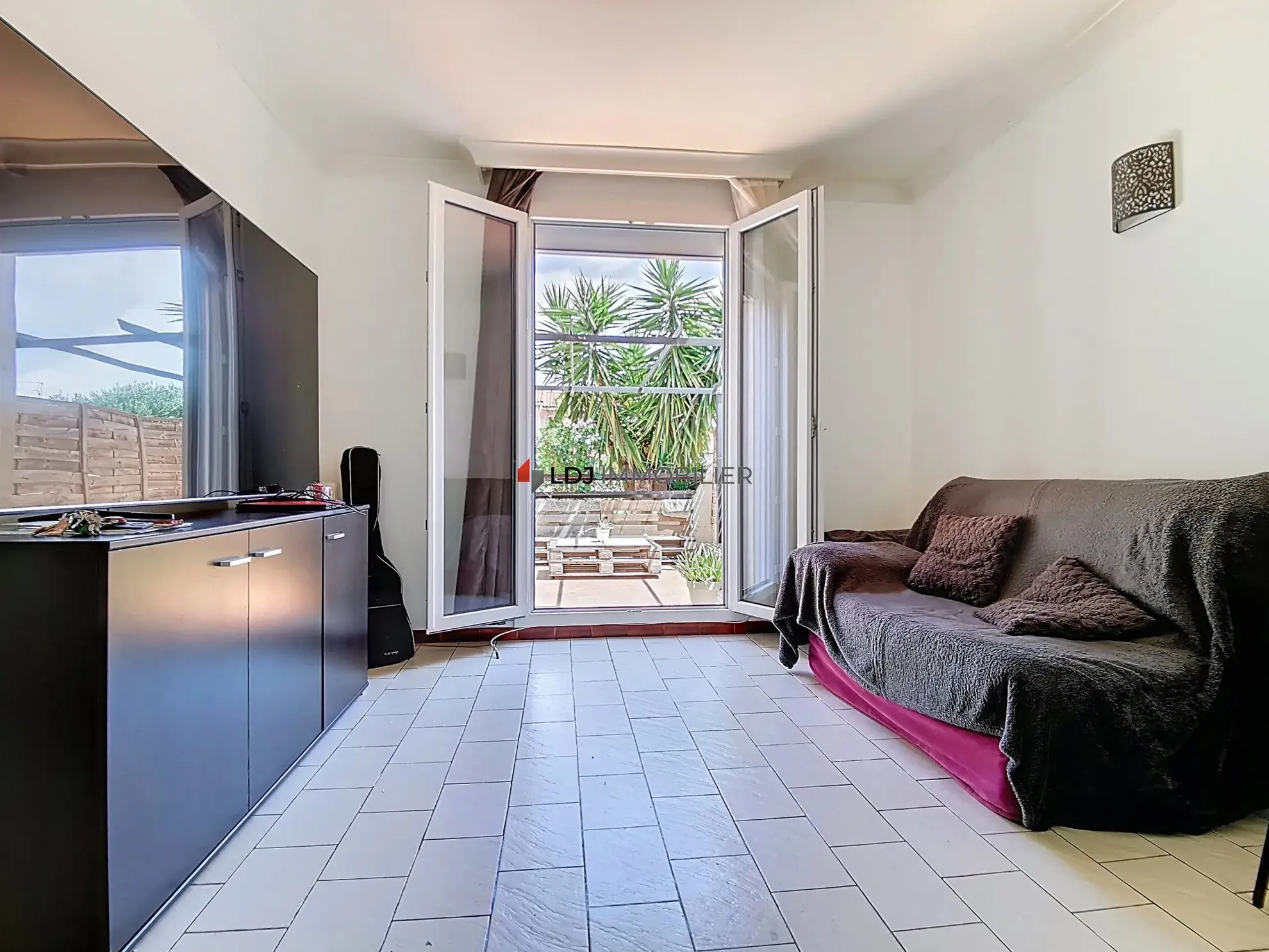 Maison 3 chambres avec garage à Perpignan dans secteur calme 