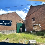 Granges brutes à vendre pour loft ou stockage à la frontière belge