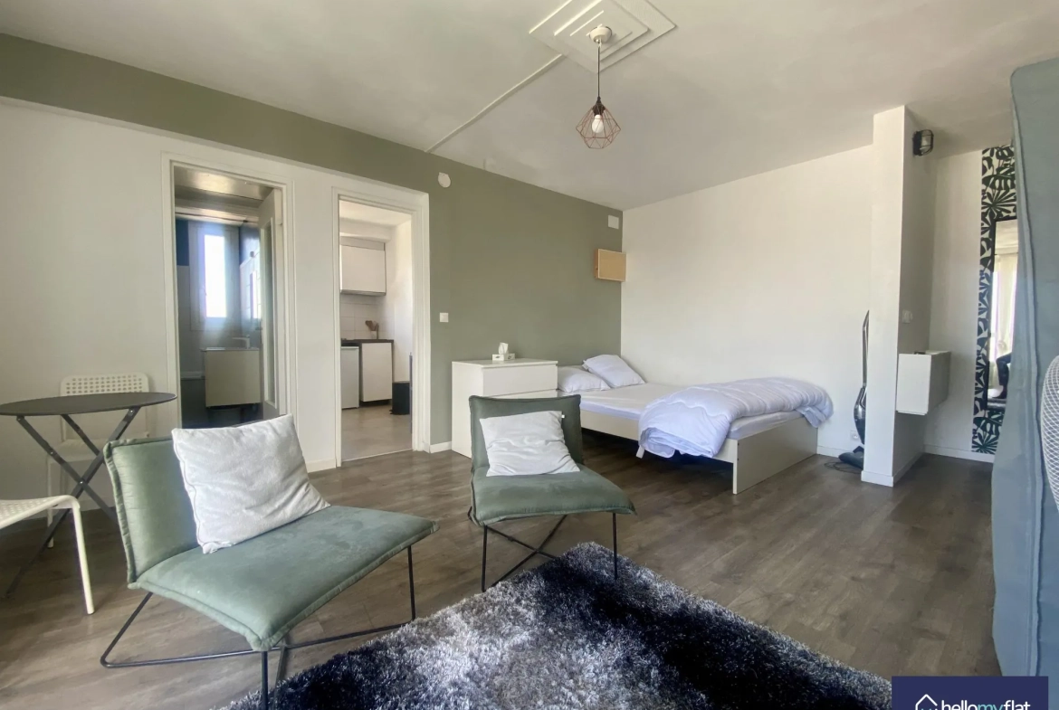 Bel appartement T1bis lumineux à vendre à Reims dans un quartier recherché 