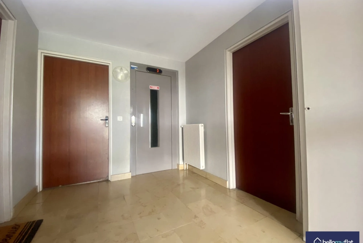 Bel appartement T1bis lumineux à vendre à Reims dans un quartier recherché 