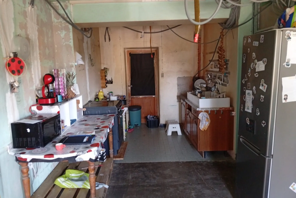Grande maison de 12 pièces à Foussemagne avec terrain de 21 ares 