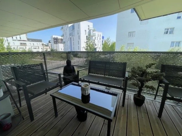 Vente appartement T2 lumineux de 48,87 m² avec terrasse à Rennes