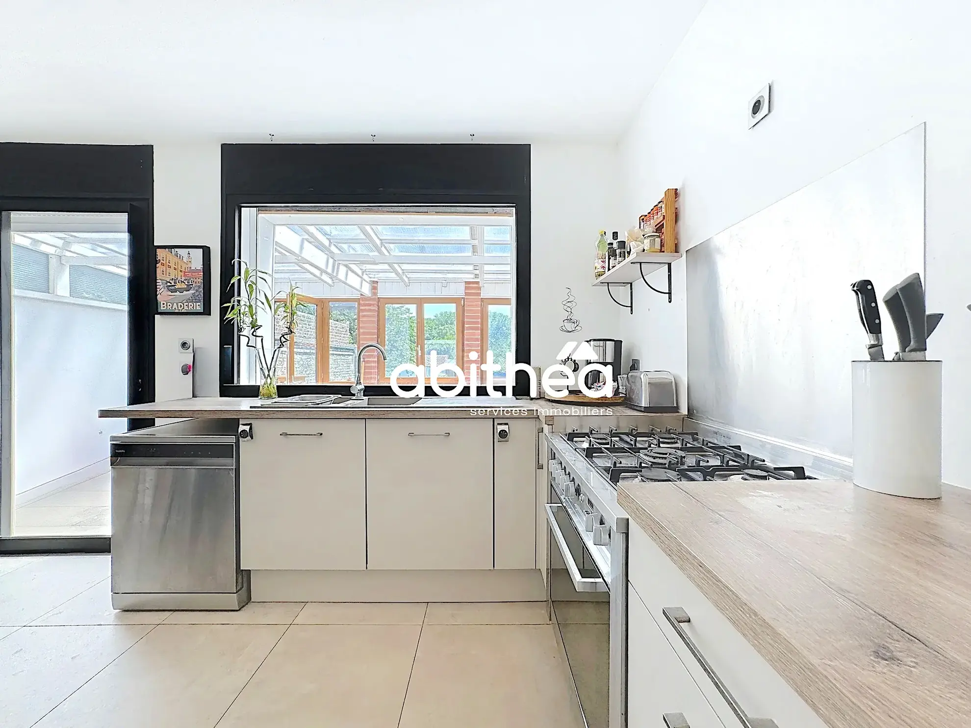 Belle maison familiale de 144 m² à Roeux proche Arras avec jardin et garage 