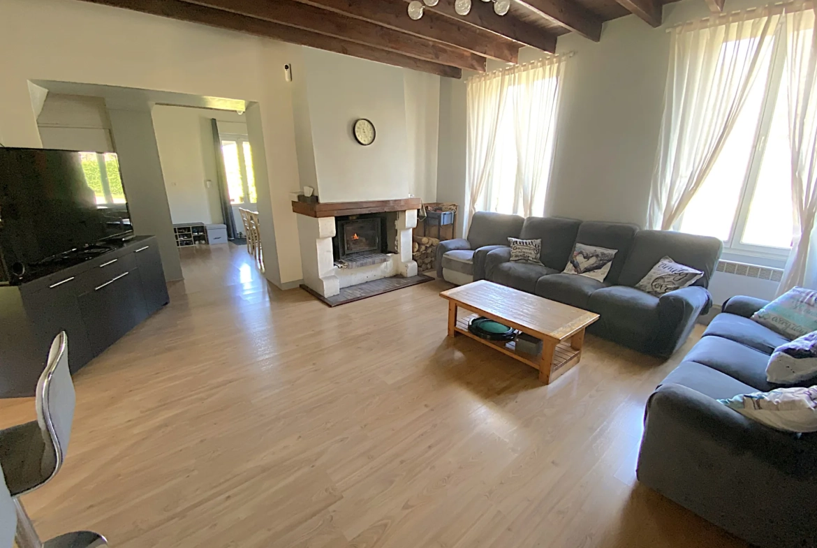 Charmante maison en pierre de 146 m² à Villandraut, proche Bazas et Langon 
