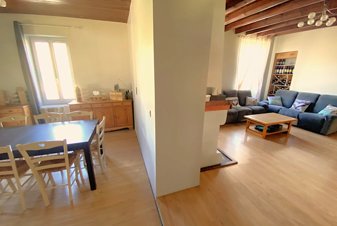Charmante maison en pierre de 146 m² à Villandraut, proche Bazas et Langon 