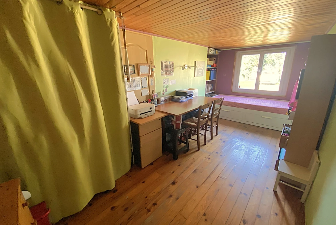 Charmante maison en pierre de 146 m² à Villandraut, proche Bazas et Langon 