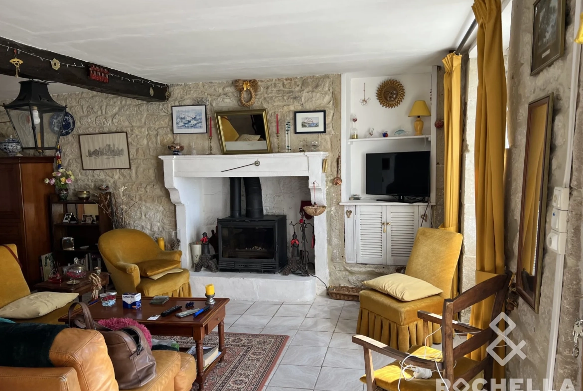 Charmante maison de hameau sans vis-à-vis avec terrasse à Aulnay-de-Saintonge 