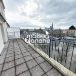 Balcon À vendre appartement T2 avec terrasse à Parthenay en centre-ville