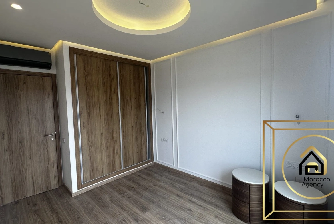 Appartement T2 à vendre à Marrakech au golf NORIA - Résidence sécurisée avec piscine 