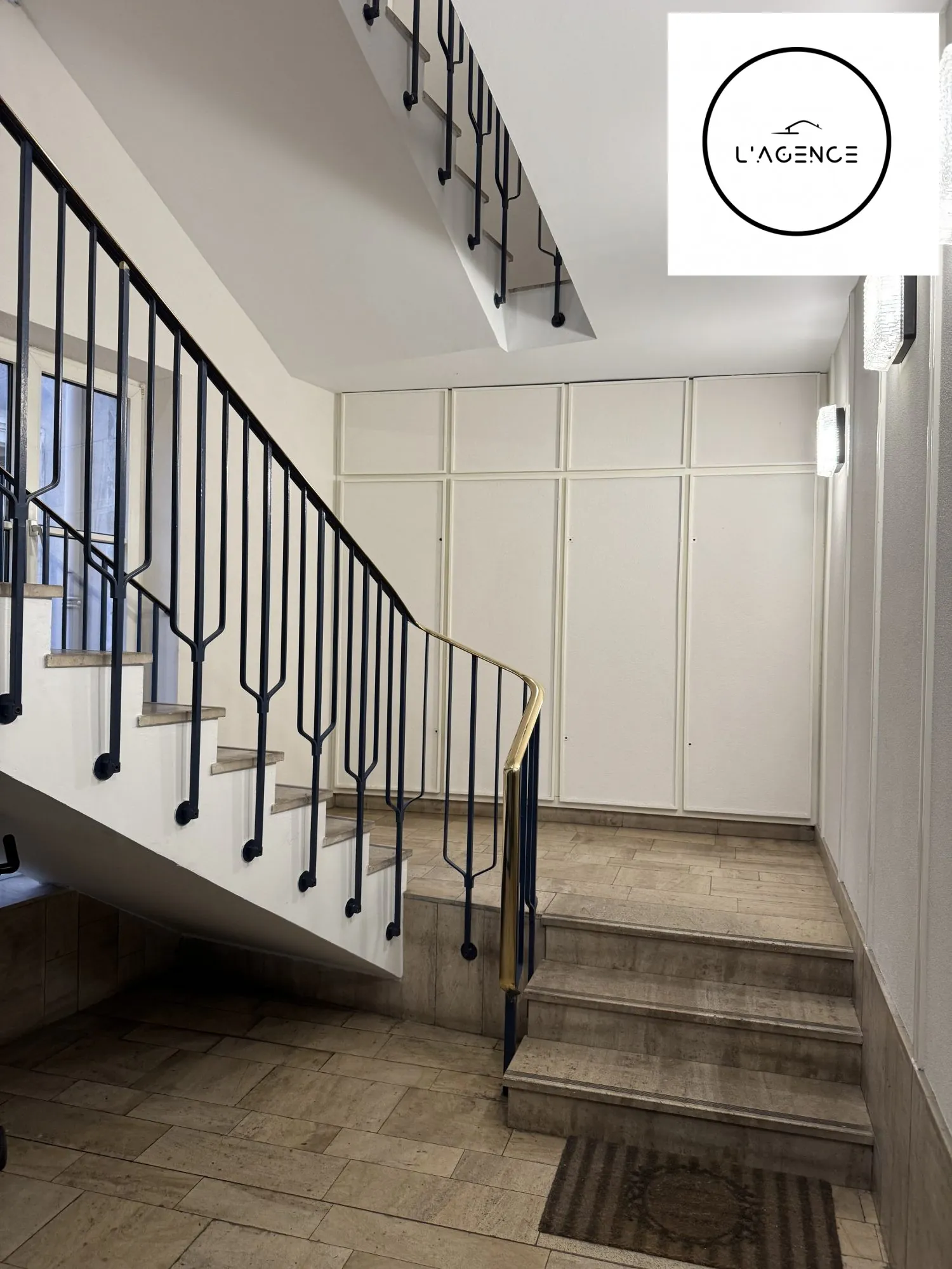 Appartement T4 rénové à Nancy, proche de la Place Stanislas avec garage, faible consommation énergique 