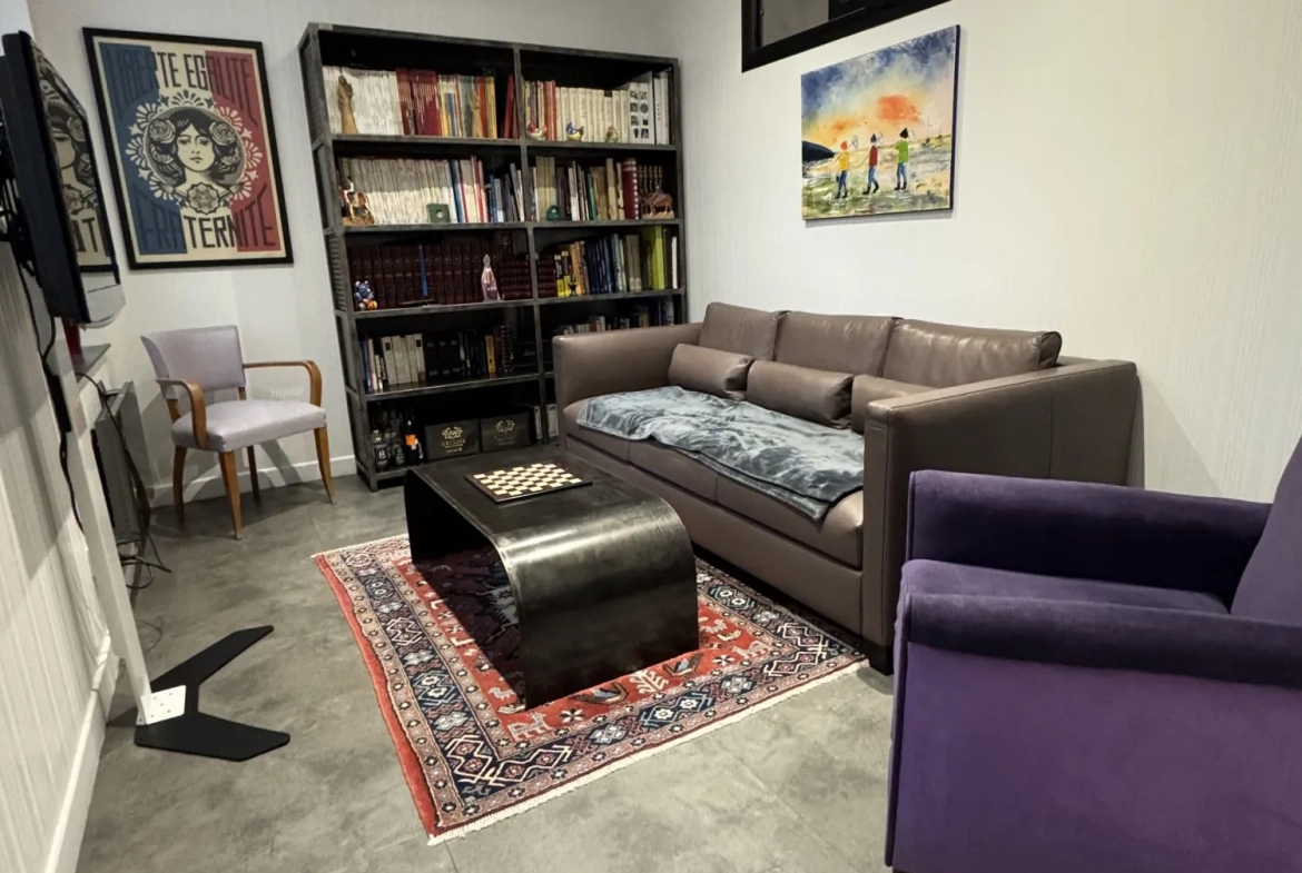 Appartement T4 rénové à Nancy, proche de la Place Stanislas avec garage, faible consommation énergique 