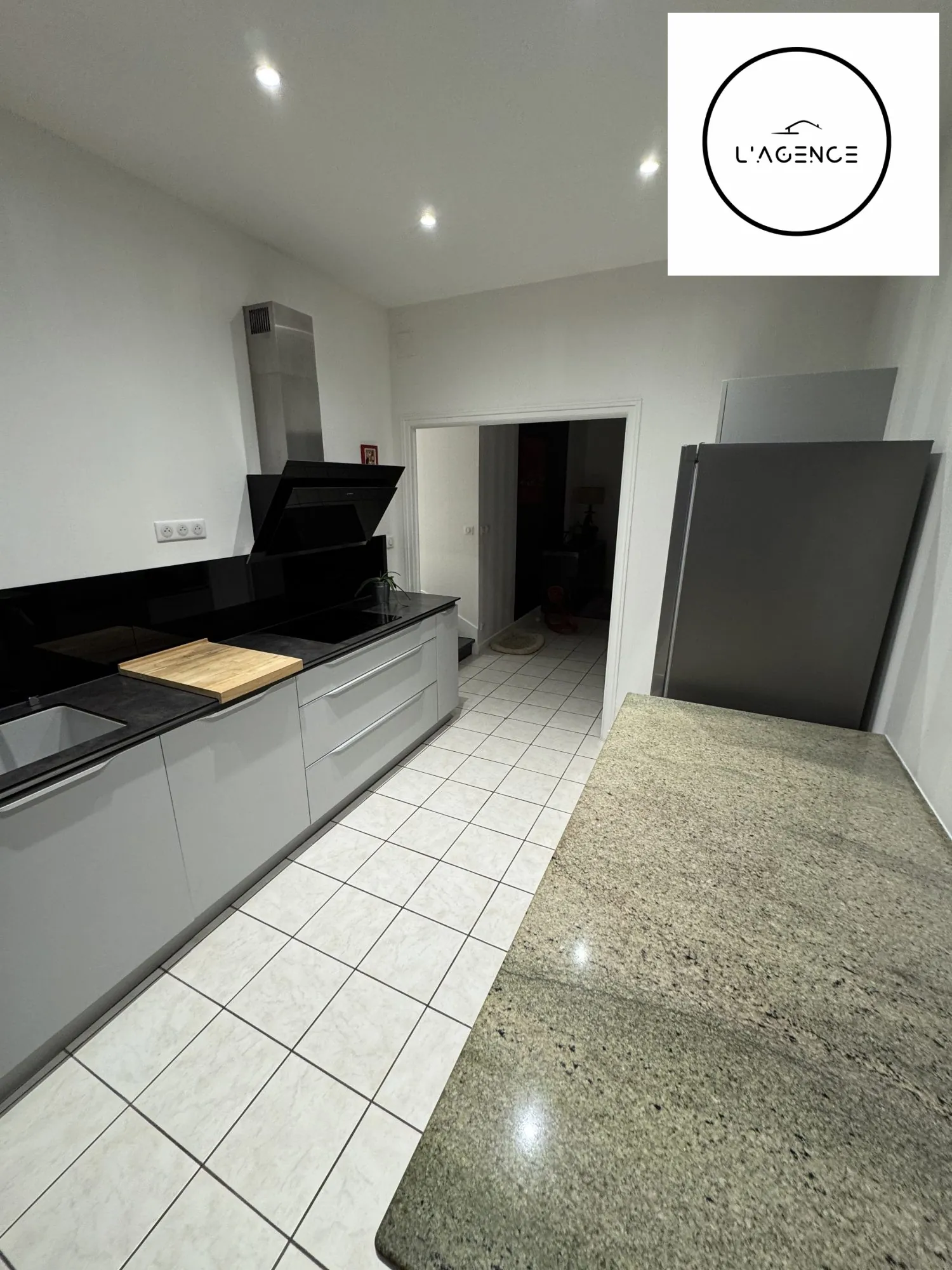 Appartement T4 rénové à Nancy, proche de la Place Stanislas avec garage, faible consommation énergique 