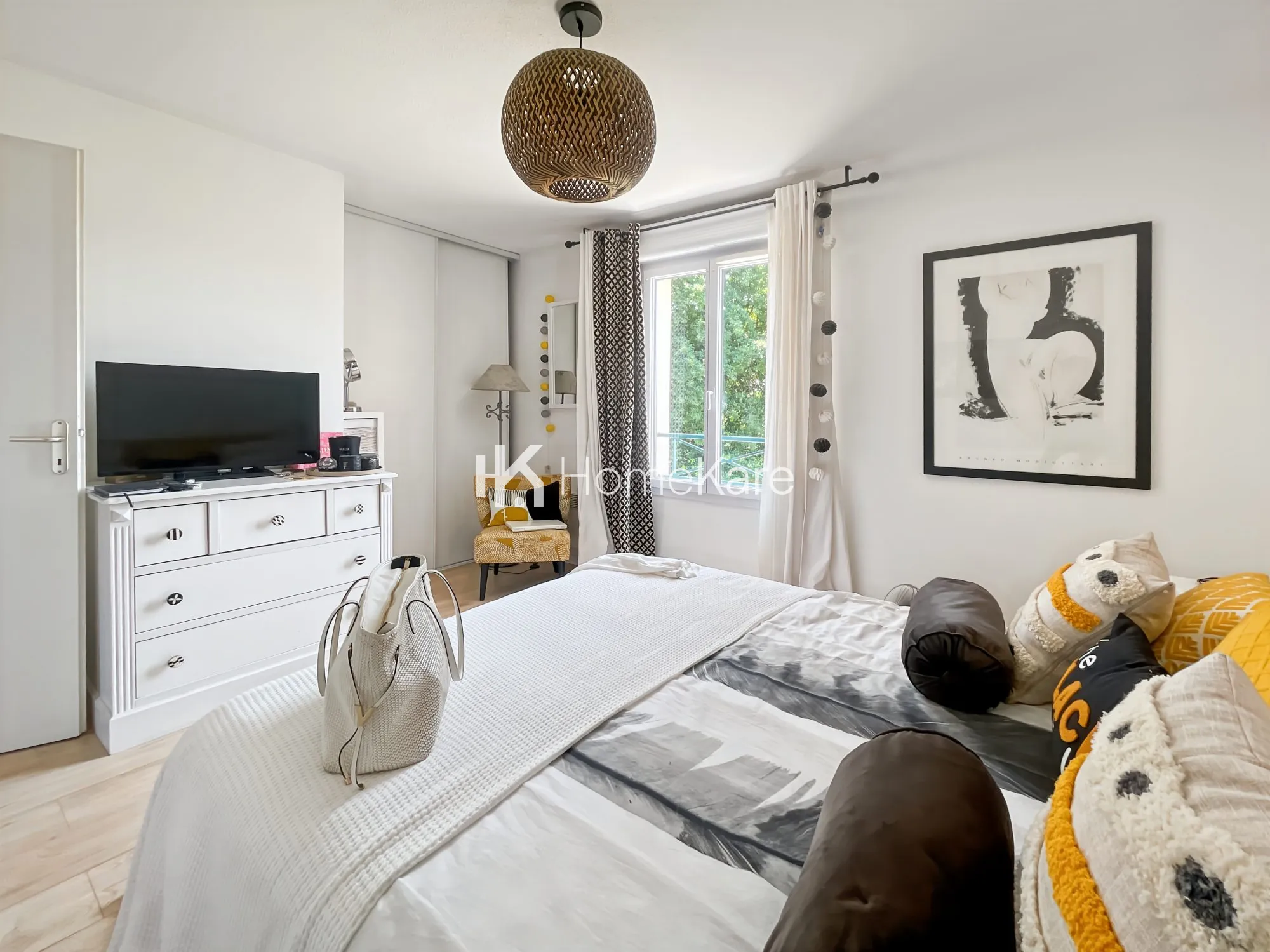 À vendre maison mitoyenne de 85 m² à Bressols avec jardin et garage 