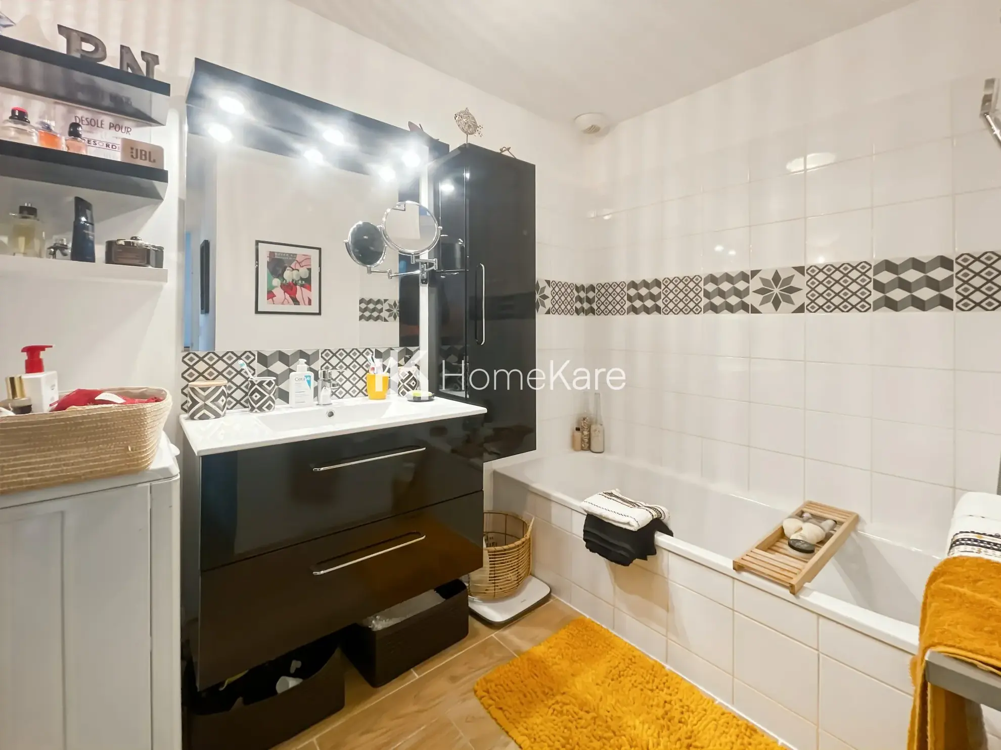 À vendre maison mitoyenne de 85 m² à Bressols avec jardin et garage 