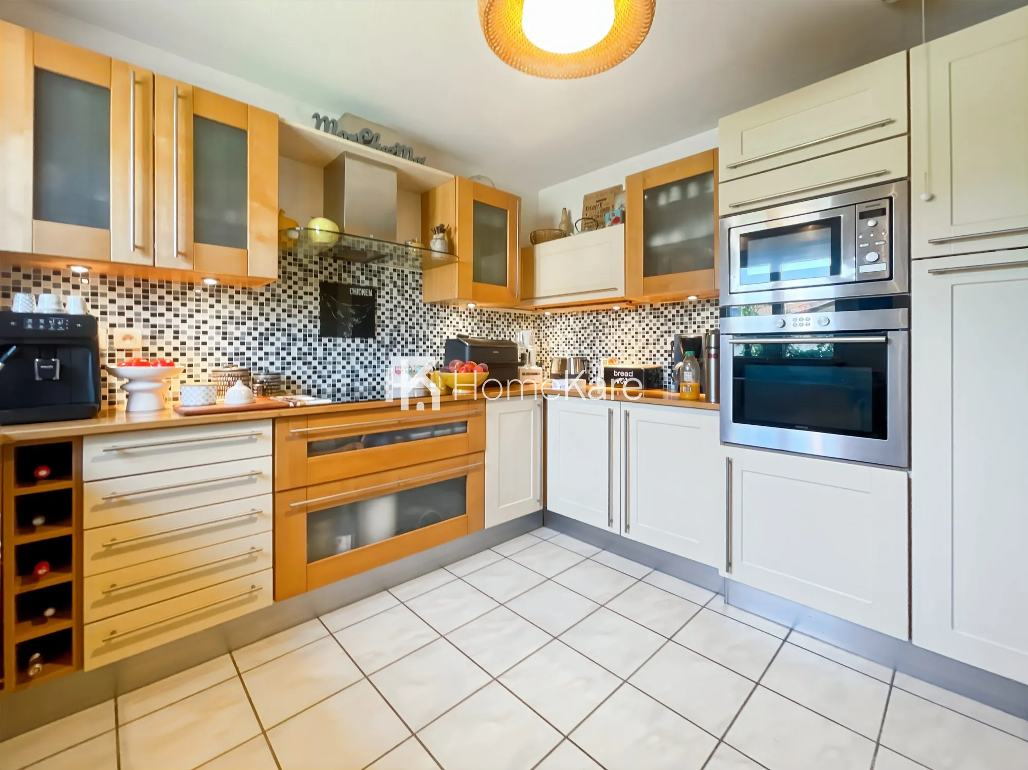 À vendre maison mitoyenne de 85 m² à Bressols avec jardin et garage 