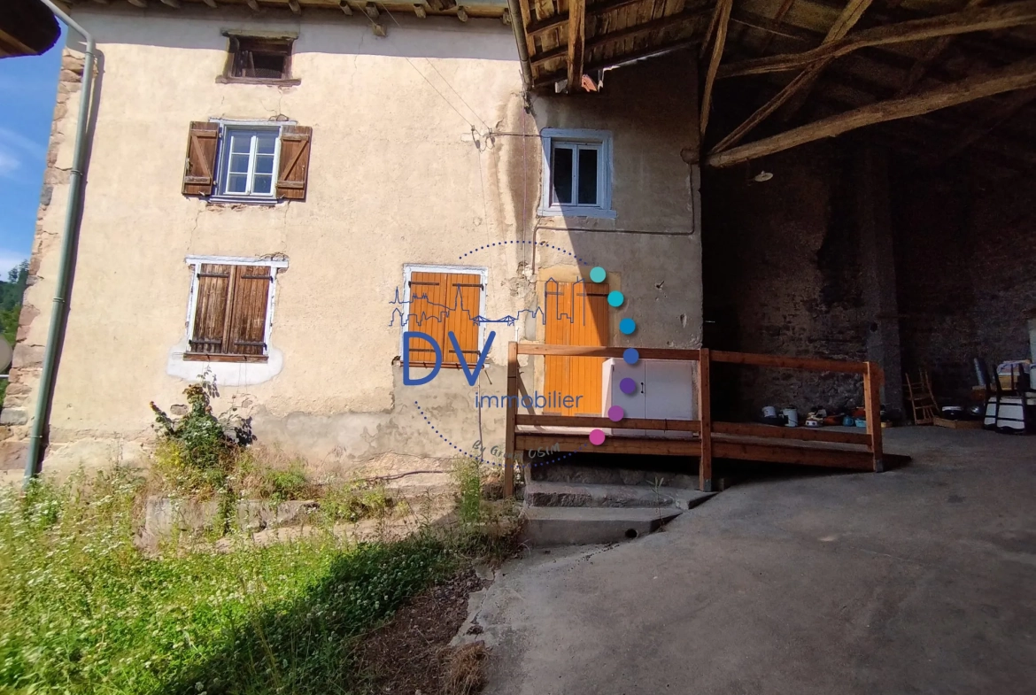 Ferme ancienne à rénover avec dépendances au cœur du Haut Beaujolais 
