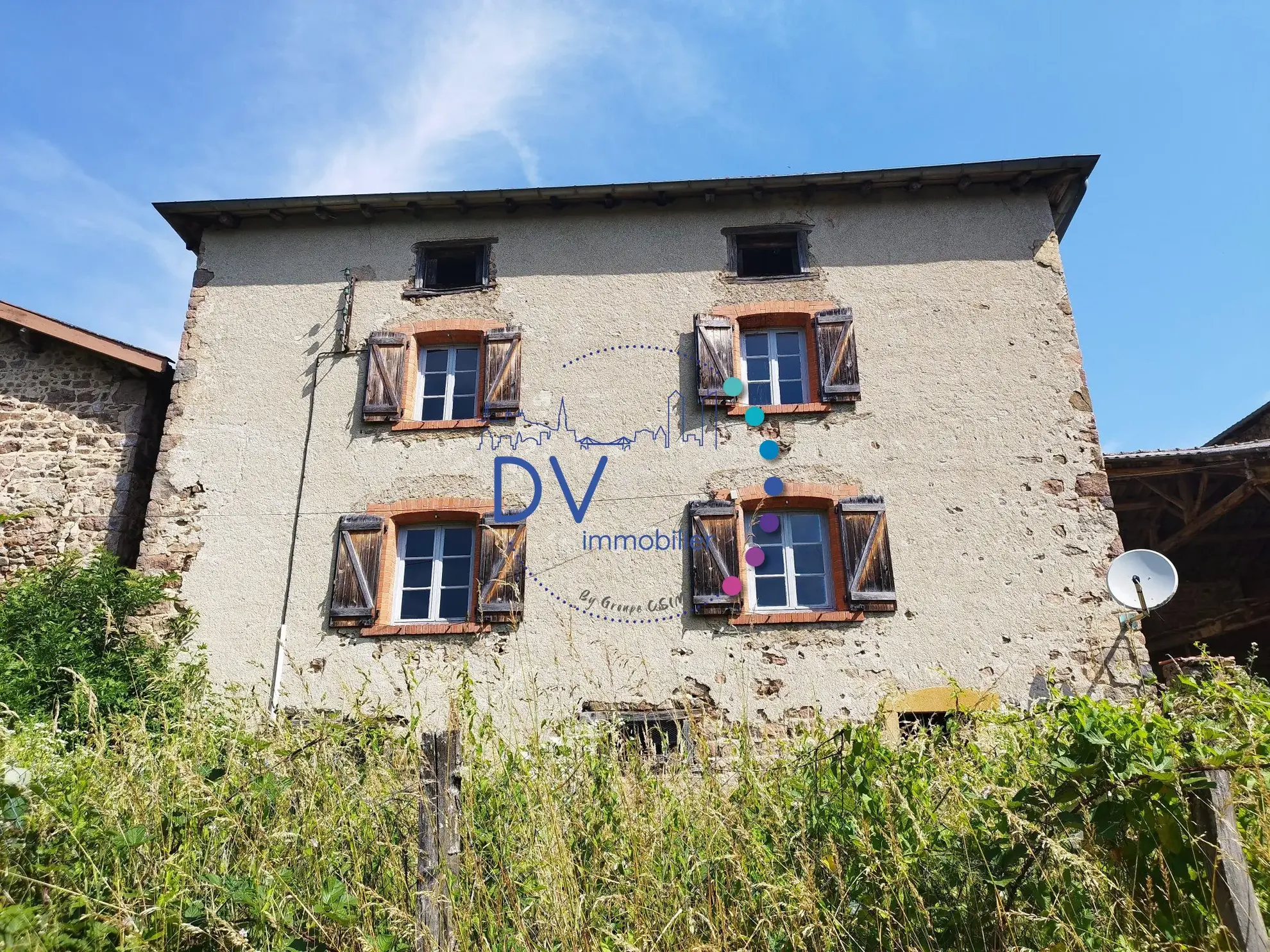 Ferme ancienne à rénover avec dépendances au cœur du Haut Beaujolais 