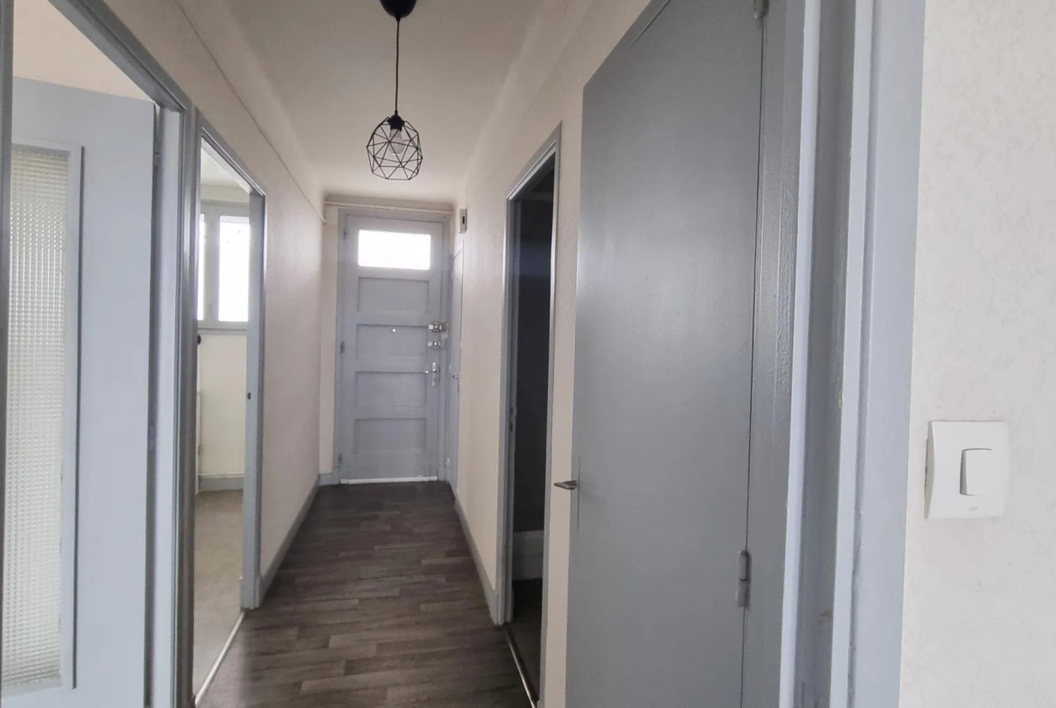 Appartement T2 à vendre à Toulouse – 43m² avec balcon et parking extérieur 