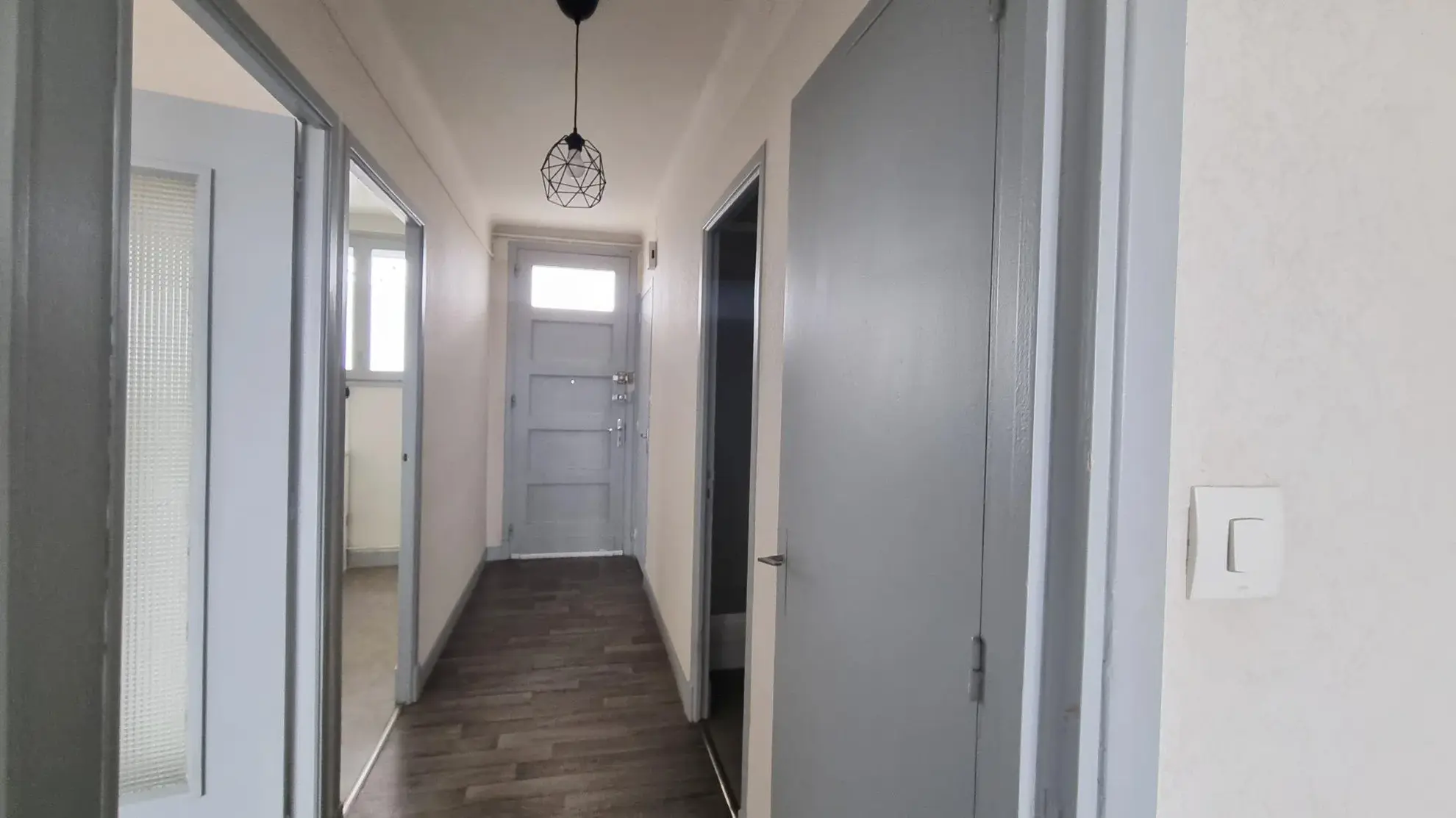 Appartement T2 à vendre à Toulouse – 43m² avec balcon et parking extérieur 