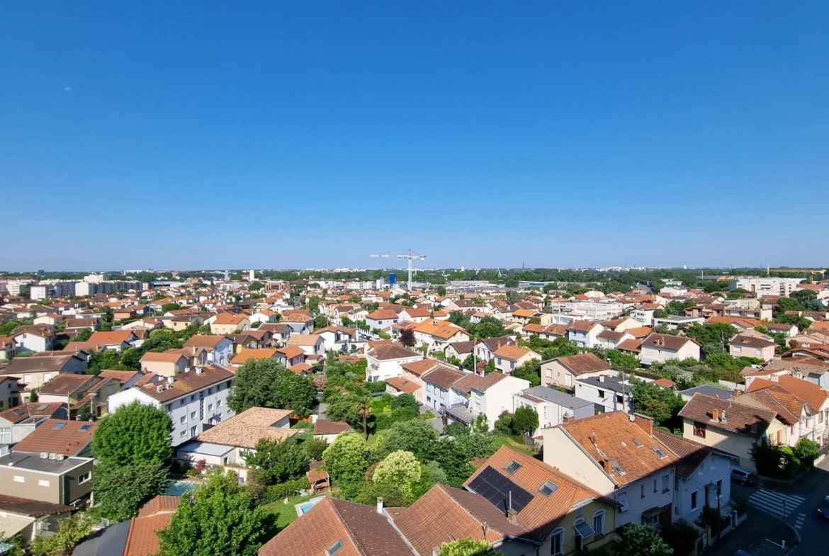 Appartement T2 à vendre à Toulouse – 43m² avec balcon et parking extérieur 
