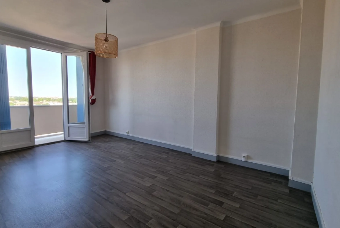 Appartement T2 à vendre à Toulouse – 43m² avec balcon et parking extérieur 